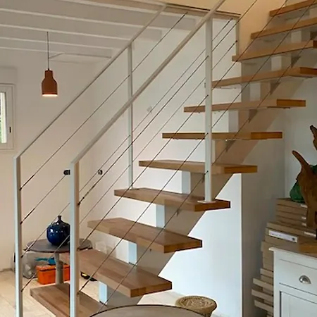 Maison Moderne A 200m De La Avec Jardin Et Terrasse, 3 Pour 6 Personnes - Fr-1-239-1049
